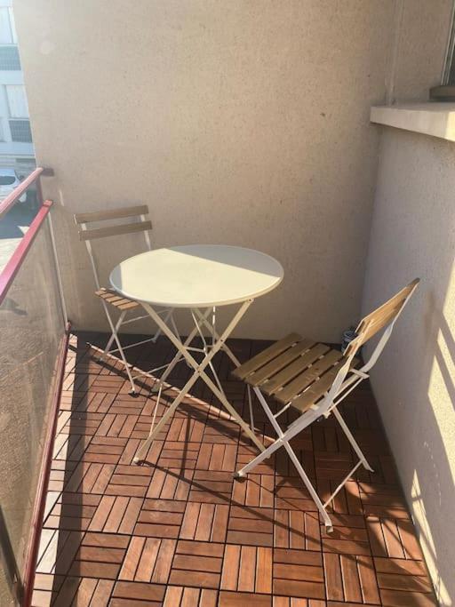 Studio Moderne Et Cosy Avec Balcon Et Parking Apartman Périgueux Kültér fotó