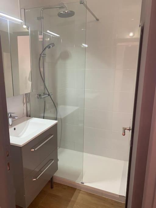 Studio Moderne Et Cosy Avec Balcon Et Parking Apartman Périgueux Kültér fotó