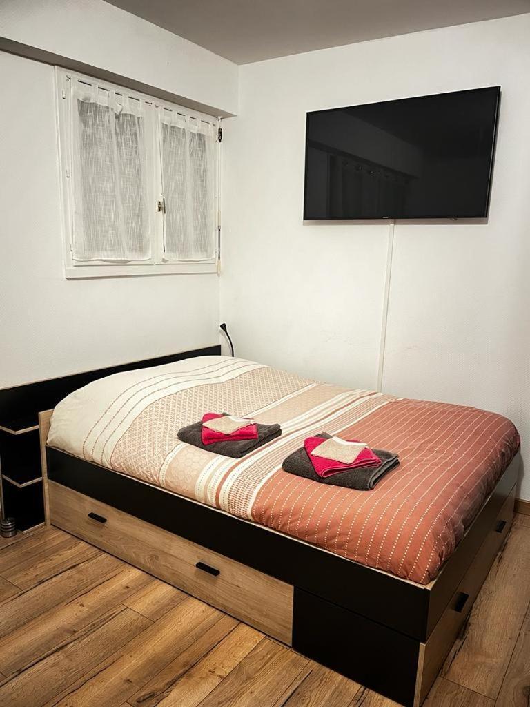 Studio Moderne Et Cosy Avec Balcon Et Parking Apartman Périgueux Kültér fotó